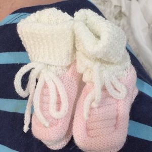 Knit nb booties
